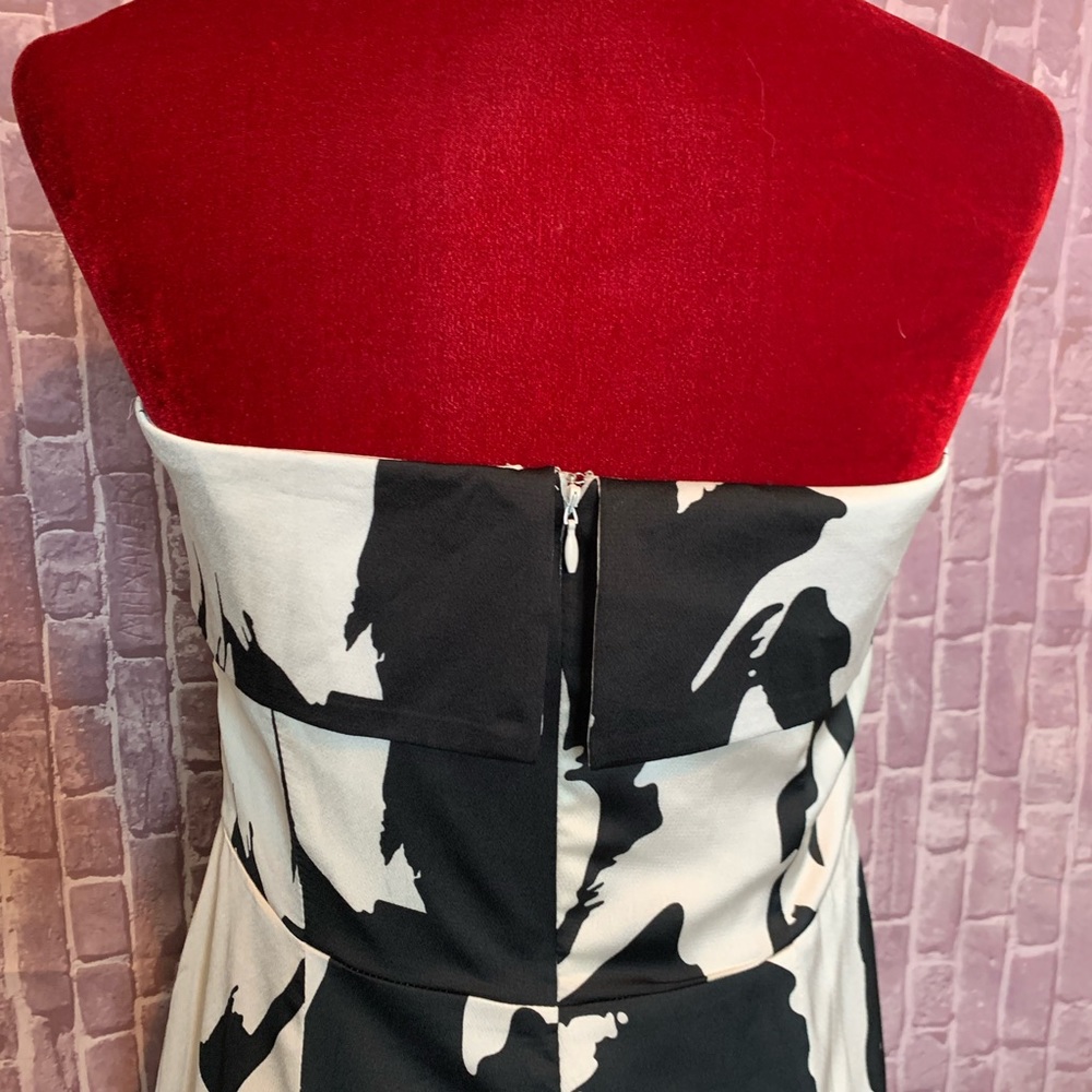 “Bring Me Back To You” Strapless Midi Dress - Picture 6 of 11